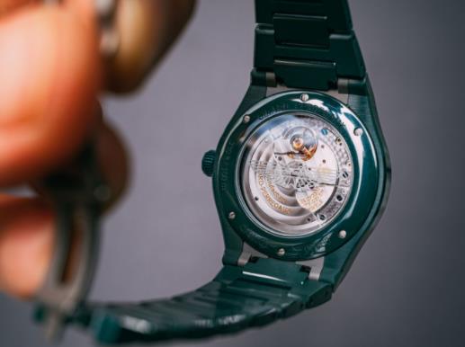 芝柏 Laureato 绿色陶瓷阿斯顿·马丁版腕表（图5）